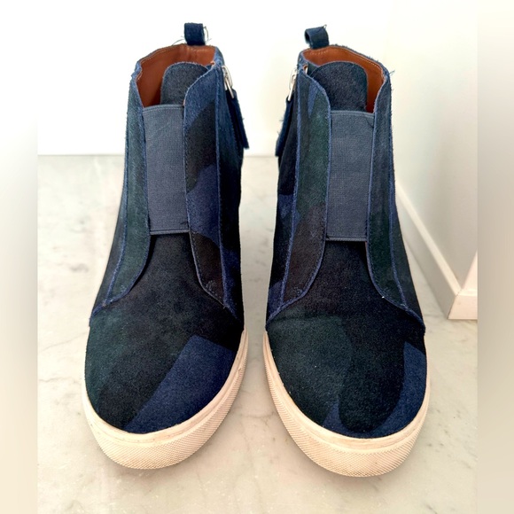 LINEA PAOLO Anna Blue Camp Print Wedge Womens Sneaker Shoes - Picture 4 of 10